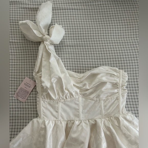 V. Chapman Grace Gown- SOLD OUT ONLINE - Picture 8 of 9